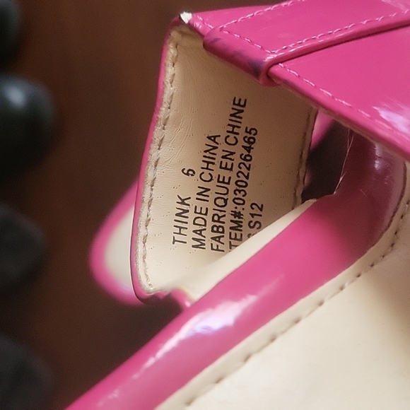 Heels - Picture 2 of 2